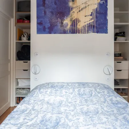Refurbished T2 Near Place Du Trocadero Appartement Parijs
