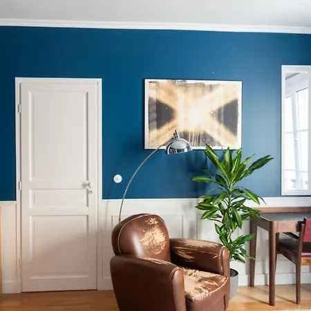 Refurbished T2 Near Place Du Trocadero Appartamento
